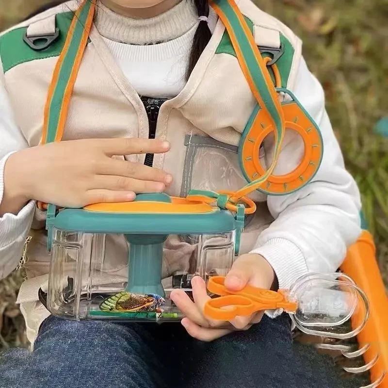 Outdoor Adventure Learning - Scatola per esploratori di insetti per
