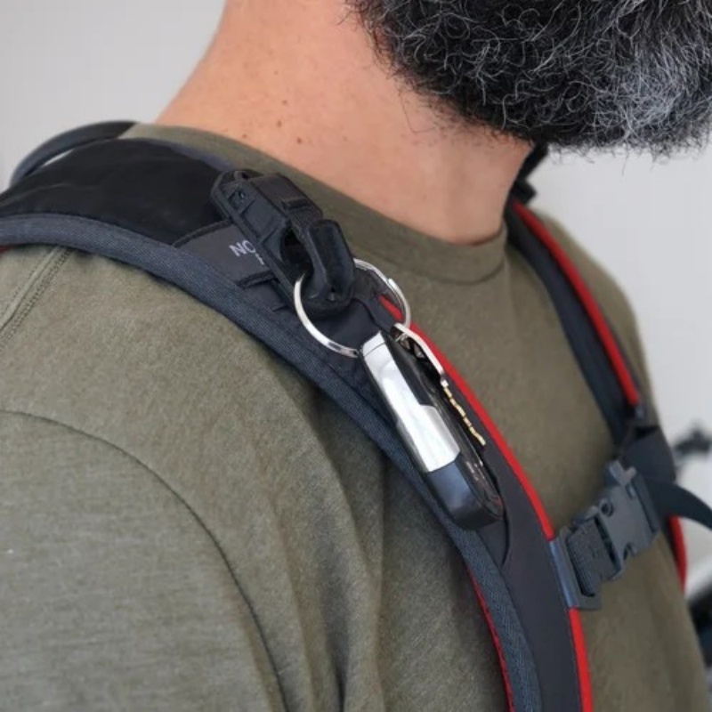 Clip per cintura multifunziona - Outdoor Adventure Vest recensione e prezzo